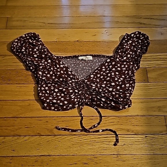 LA Hearts by PacSun Women's Burgundy Crop-top Size Small - Picture 1 of 3